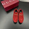 GUCCI 26S LOAFERS IN RED SUEDE WITH GOLD HARDWARE