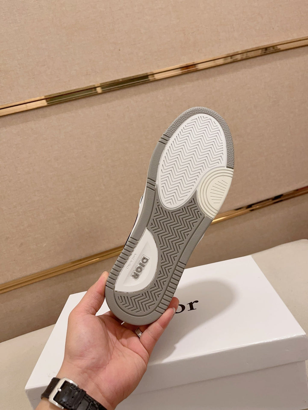 CD SOLAR SLIP-ON NAVY AND BEIGE JACQUARD