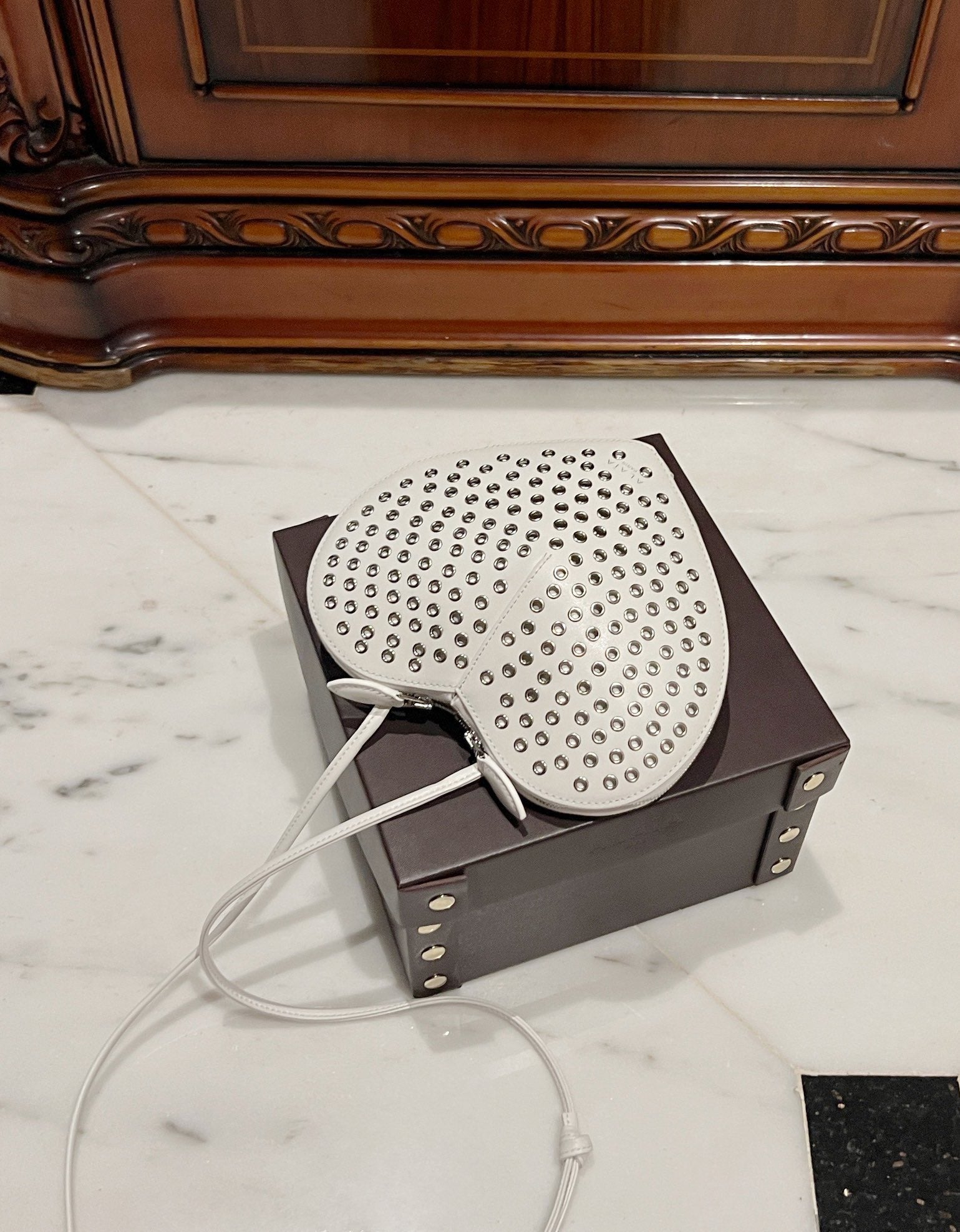 LE COEUR BAG 21 IN WHITE STUDDED CALFSKIN
