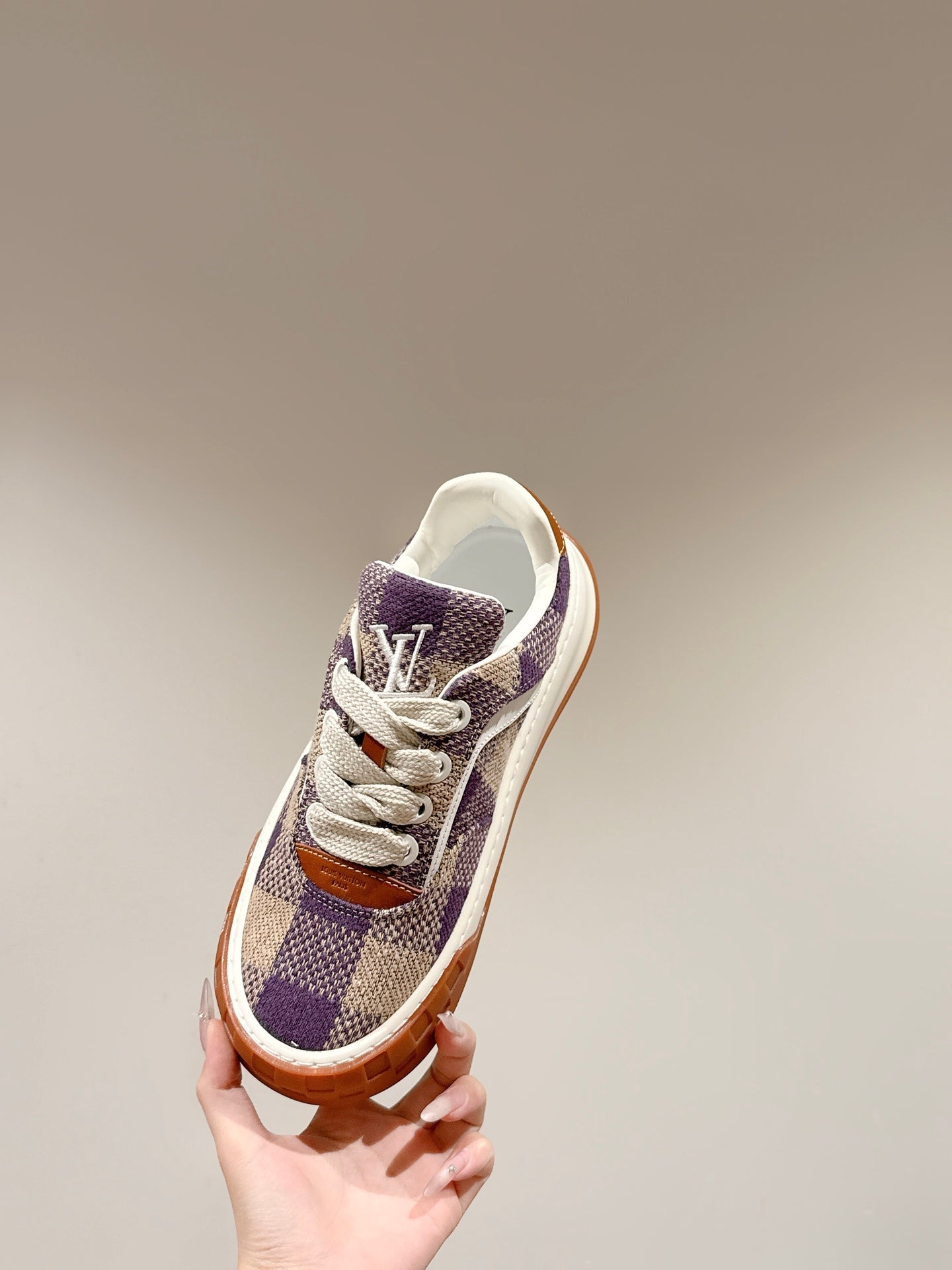 LV 26S PLAID SNEAKERS IN BEIGE MIX PURPLE FABRIC