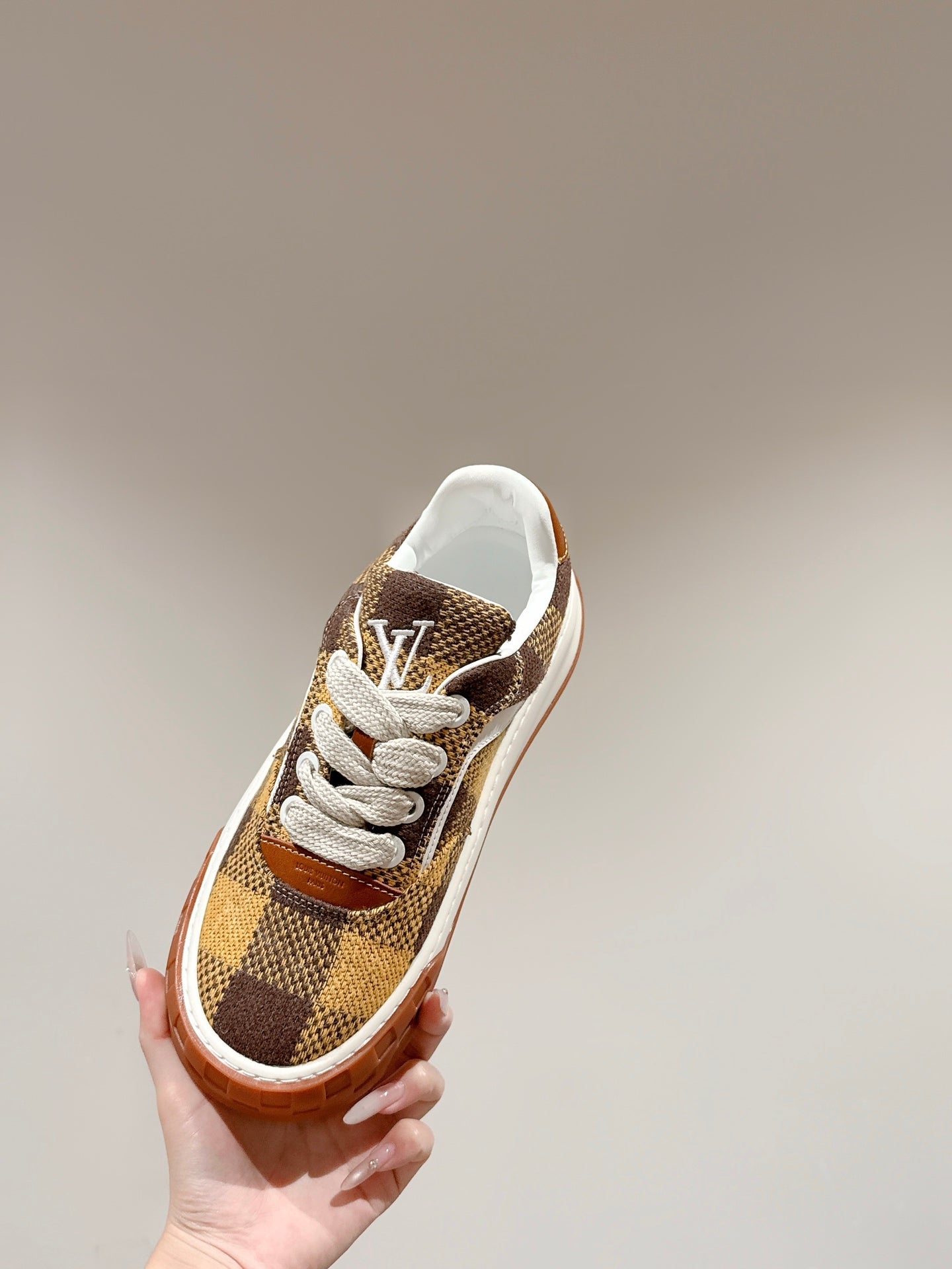 LV 26S PLAID SNEAKERS IN BROWN MIX YELLOW FABRIC