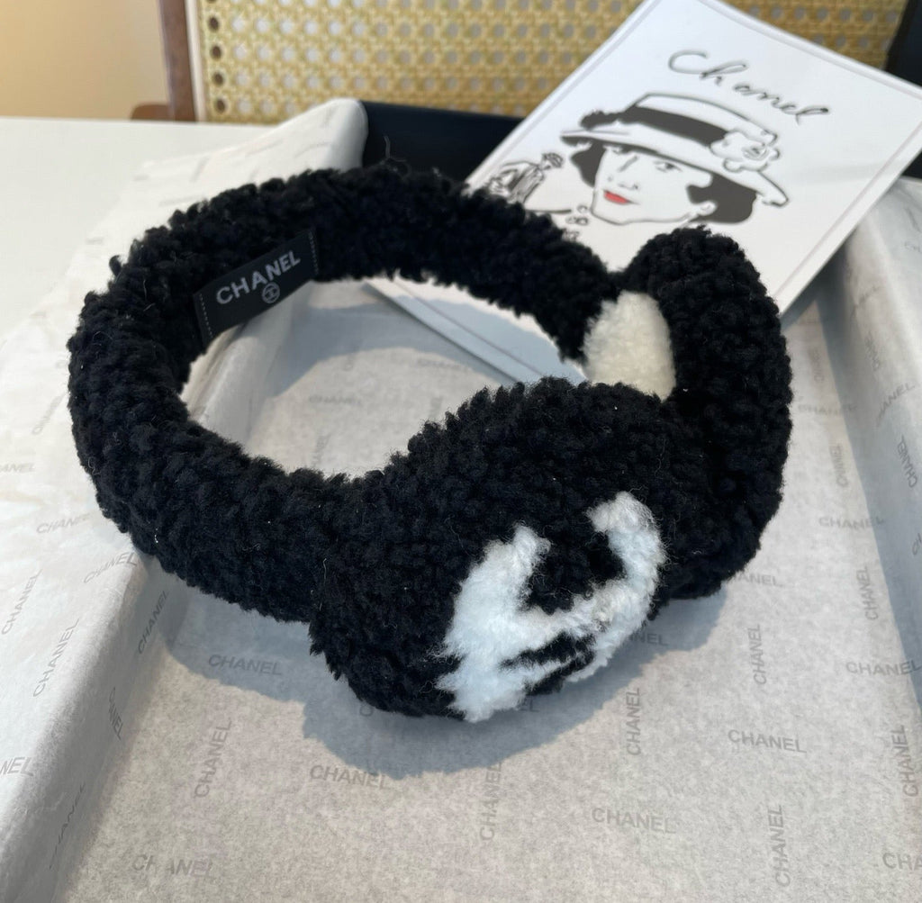 CHANEL 25S SKI EARMUFFS 877948