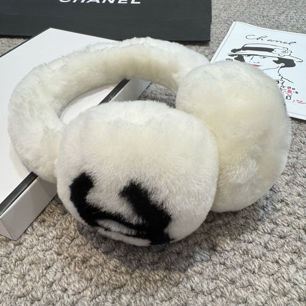 CHANEL 25S SKI EARMUFFS 928817