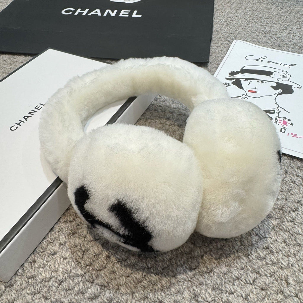 CHANEL 25S SKI EARMUFFS 928817