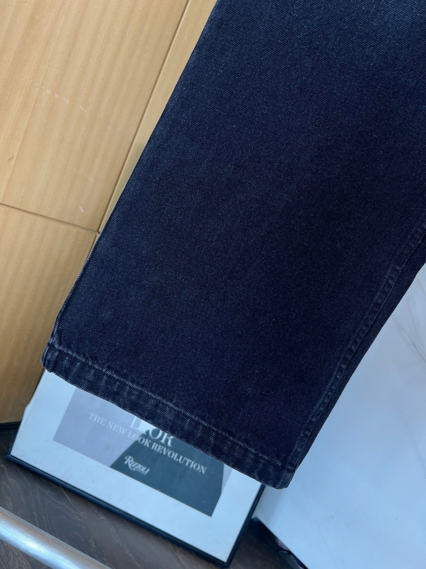 LV 25S STRAIGHT-LEG DENIM JEANS 0062
