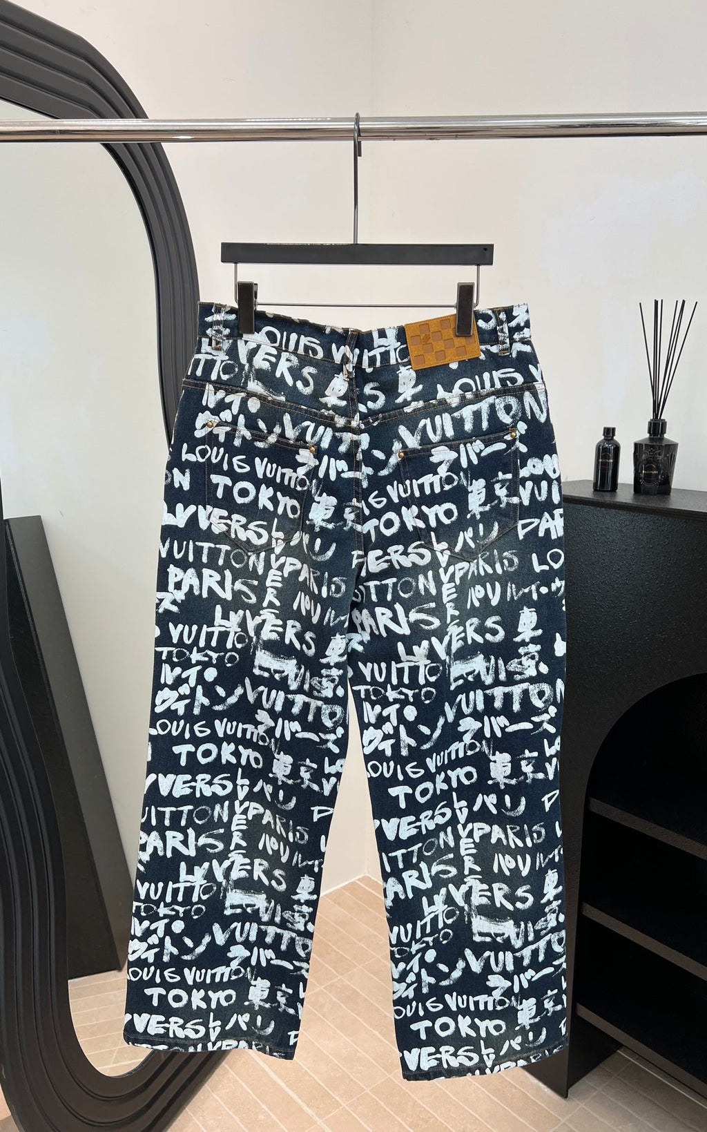 LV 25S JEANS 0163