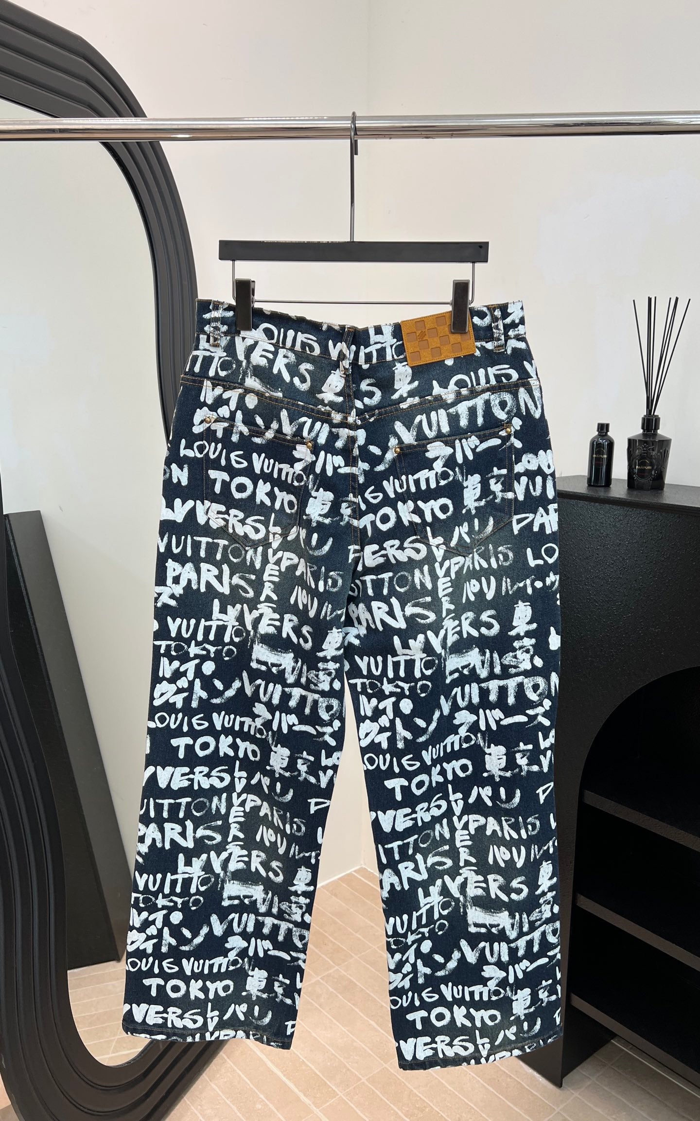 LV 25S JEANS 0163