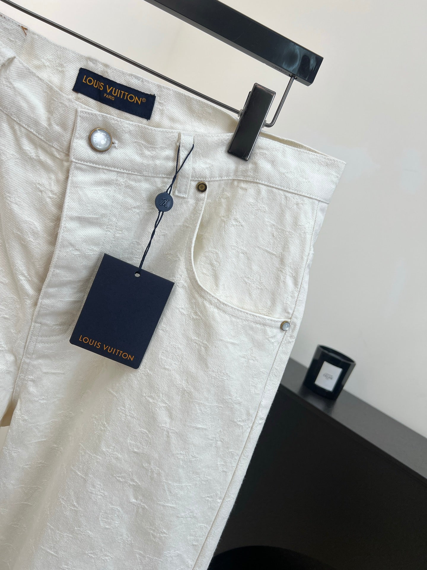 LV 26S JEANS STYLE 214