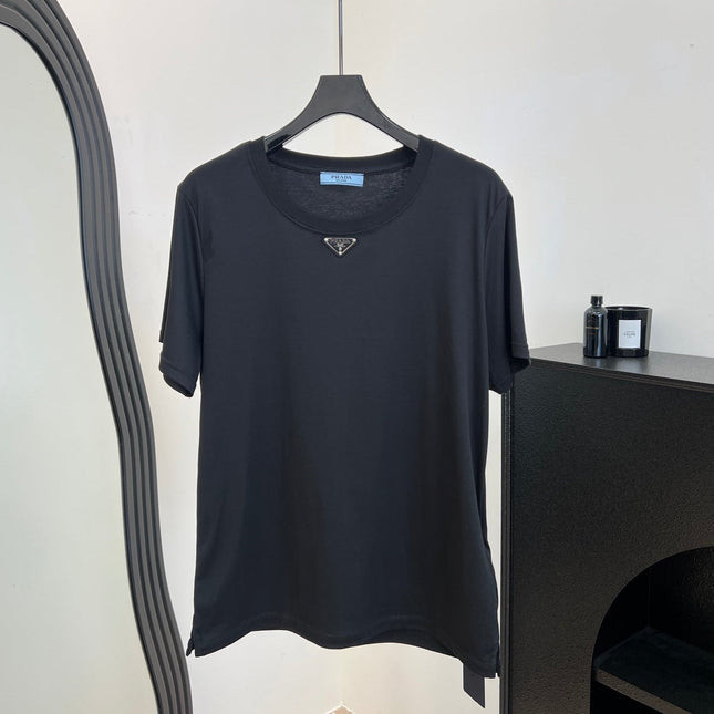 PRADA 26S SHORT SLEEVED T-SHIRT 748
