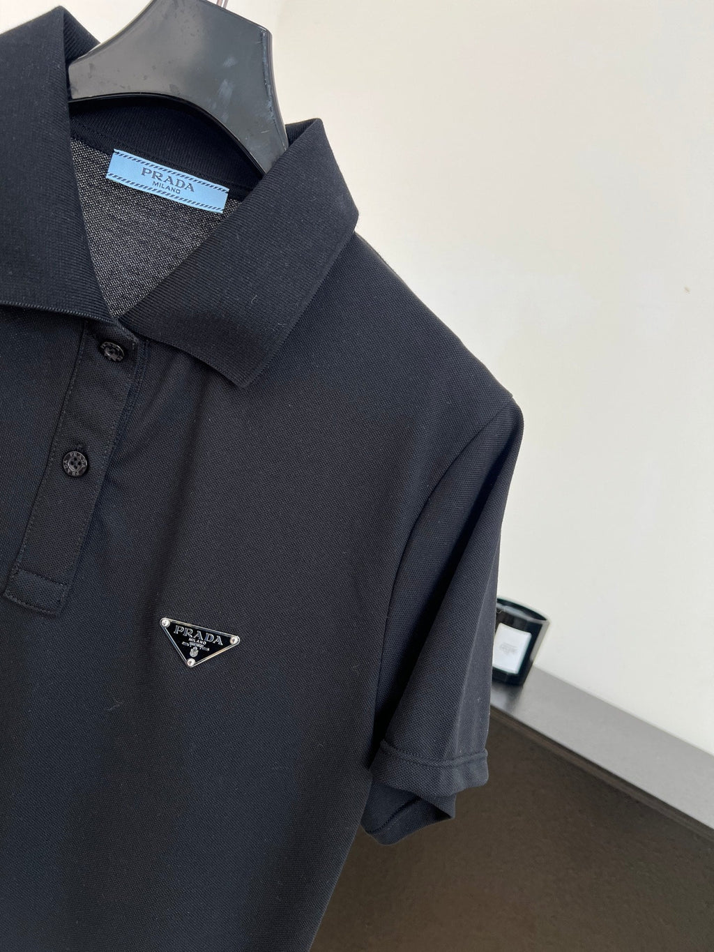 PRADA 26S SHORT SLEEVED SHIRT 704