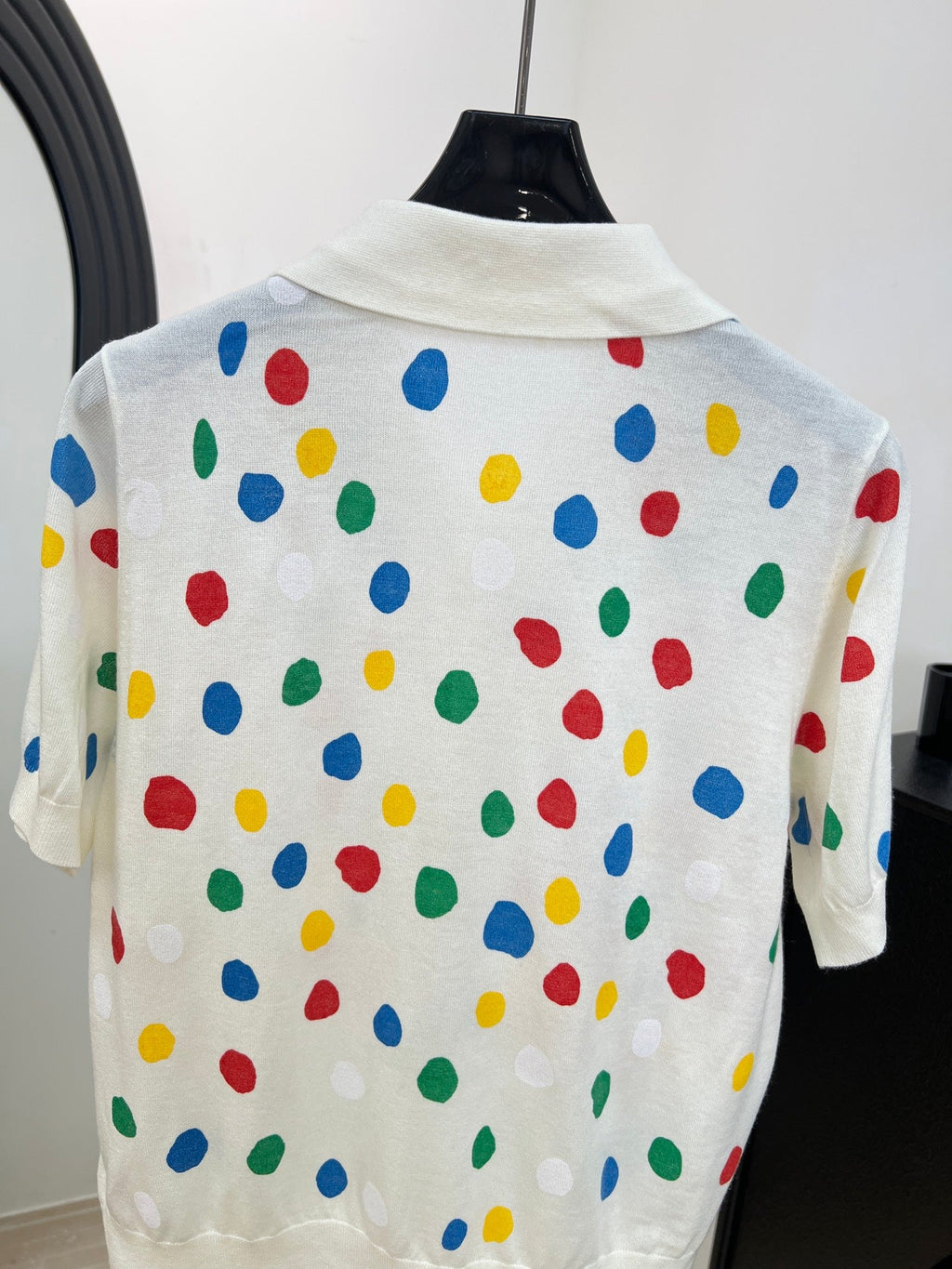LV 26S SHORT-SLEEVED KNIT POLO SHIRT STYLE 195