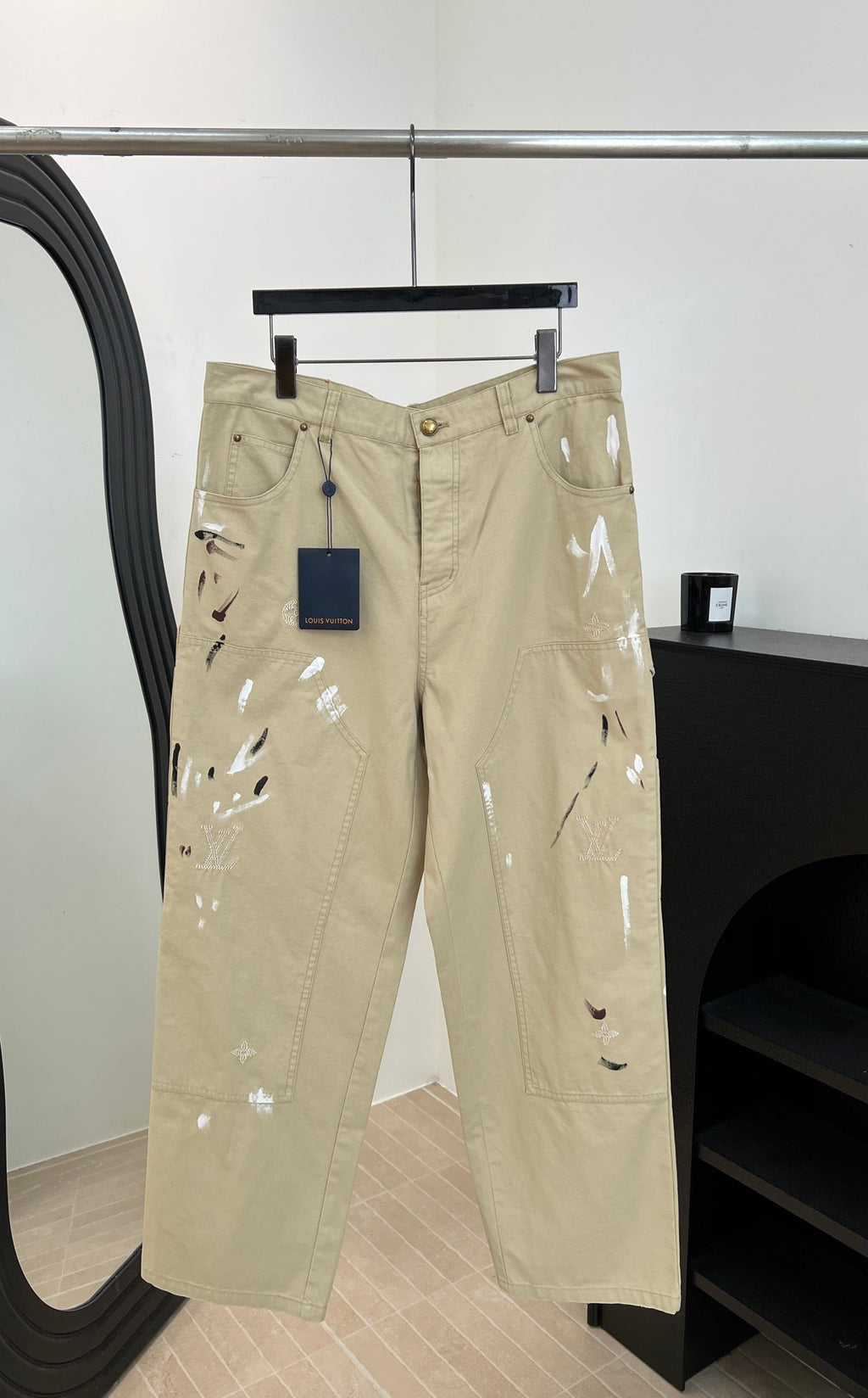 LV 26S STRAIGHT-LEG CARGO PANTS STYLE 223