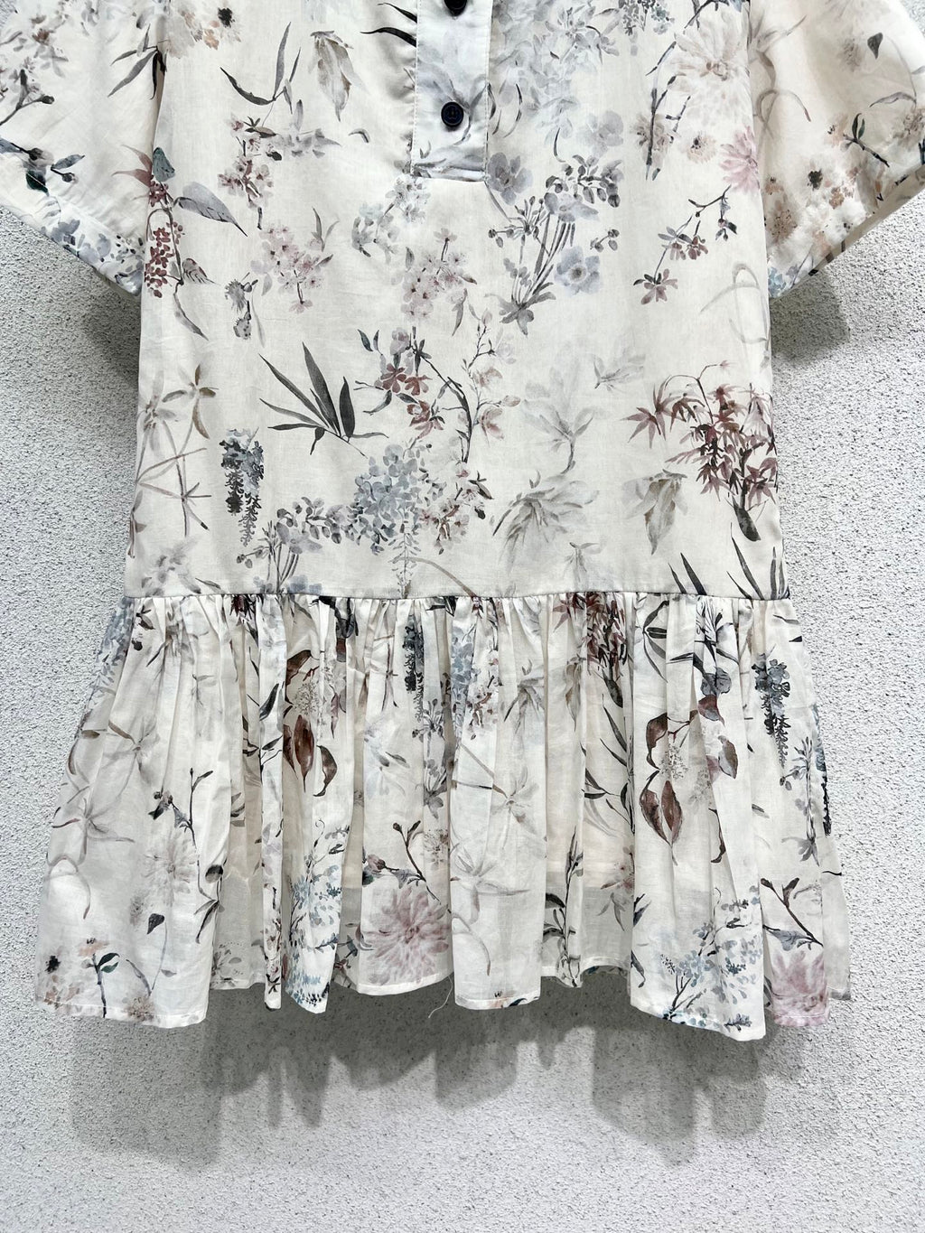 DIOR SHORT-SLEEVE RETRO DRESS 275031
