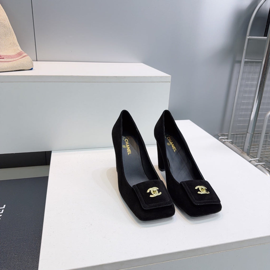 CHANEL 26S SQUARE-TOE HIGH HEELS 95 MM IN BLACK SUEDE