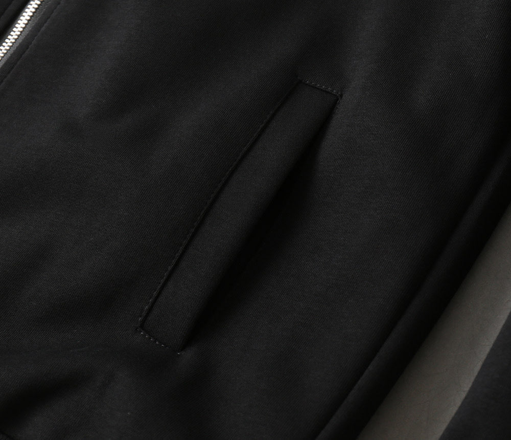 LV BLACK JACKET EMBROIDERED LOGO 239045
