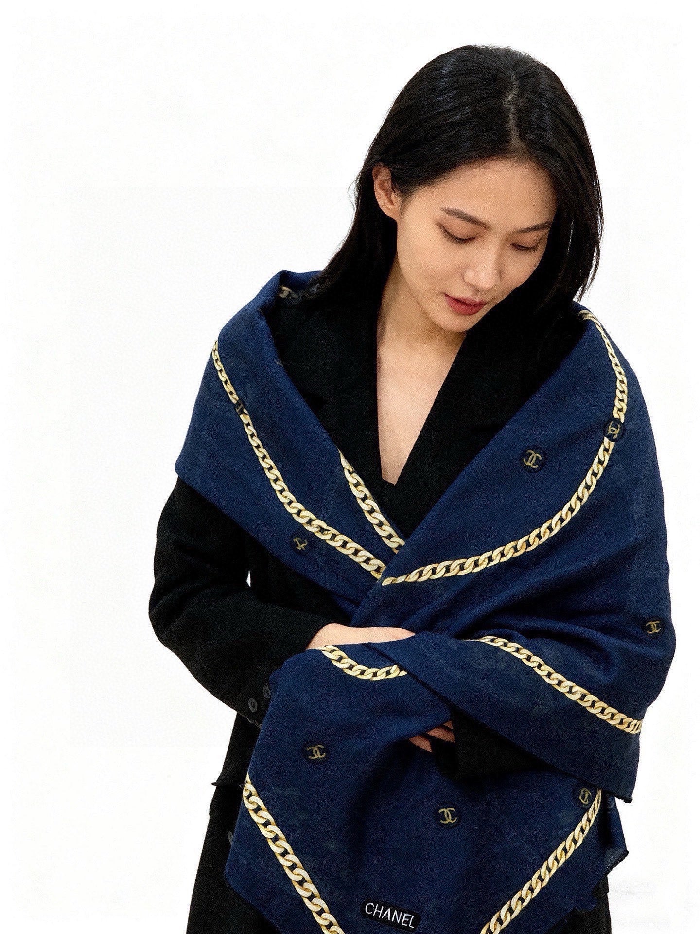 CHANEL 26S SCARF 135 IN CASHMERE AND SILK 281153