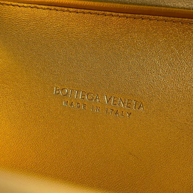 CLASSIC KNOT 20 IN GOLDEN LAMBSKIN