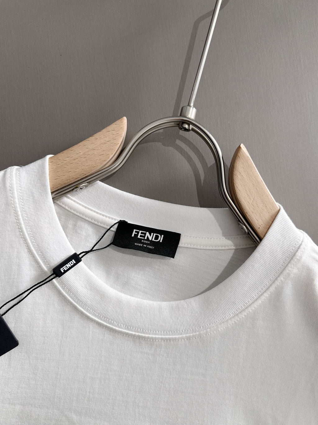 FENDI 26S SHORT SLEEVE T-SHIRT 166