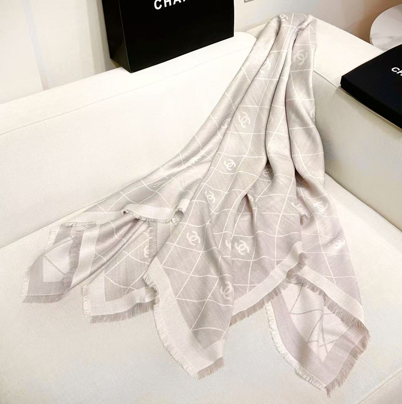 CHANEL 26S SCARF 140 IN SILK 309415