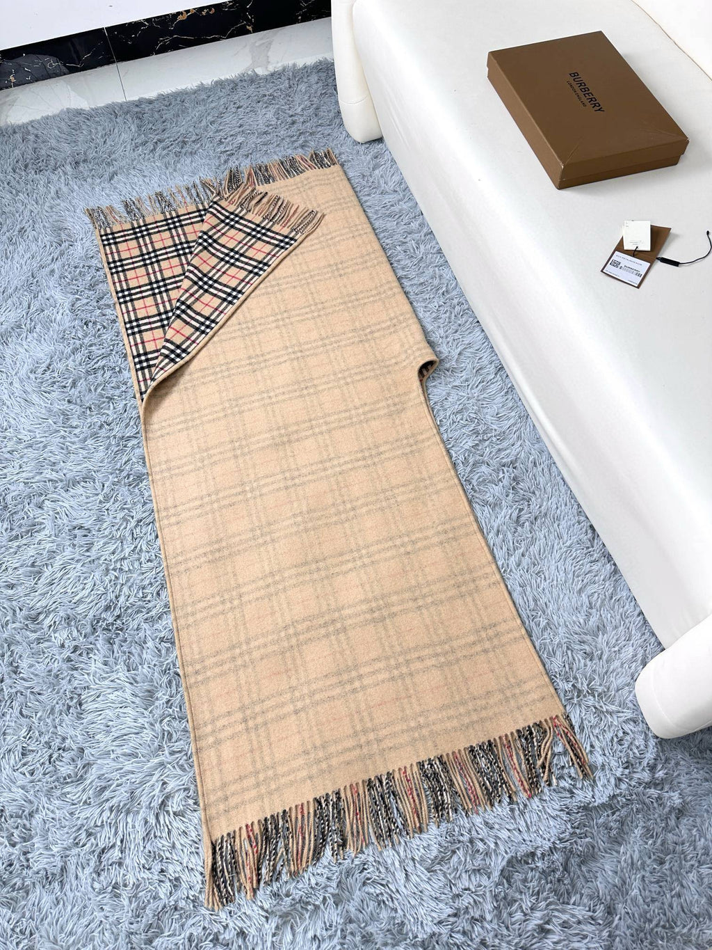 BURBERRY 26S REVERSIBLE CHECK FRINGED CAPE 150CM IN CASHMERE 309445