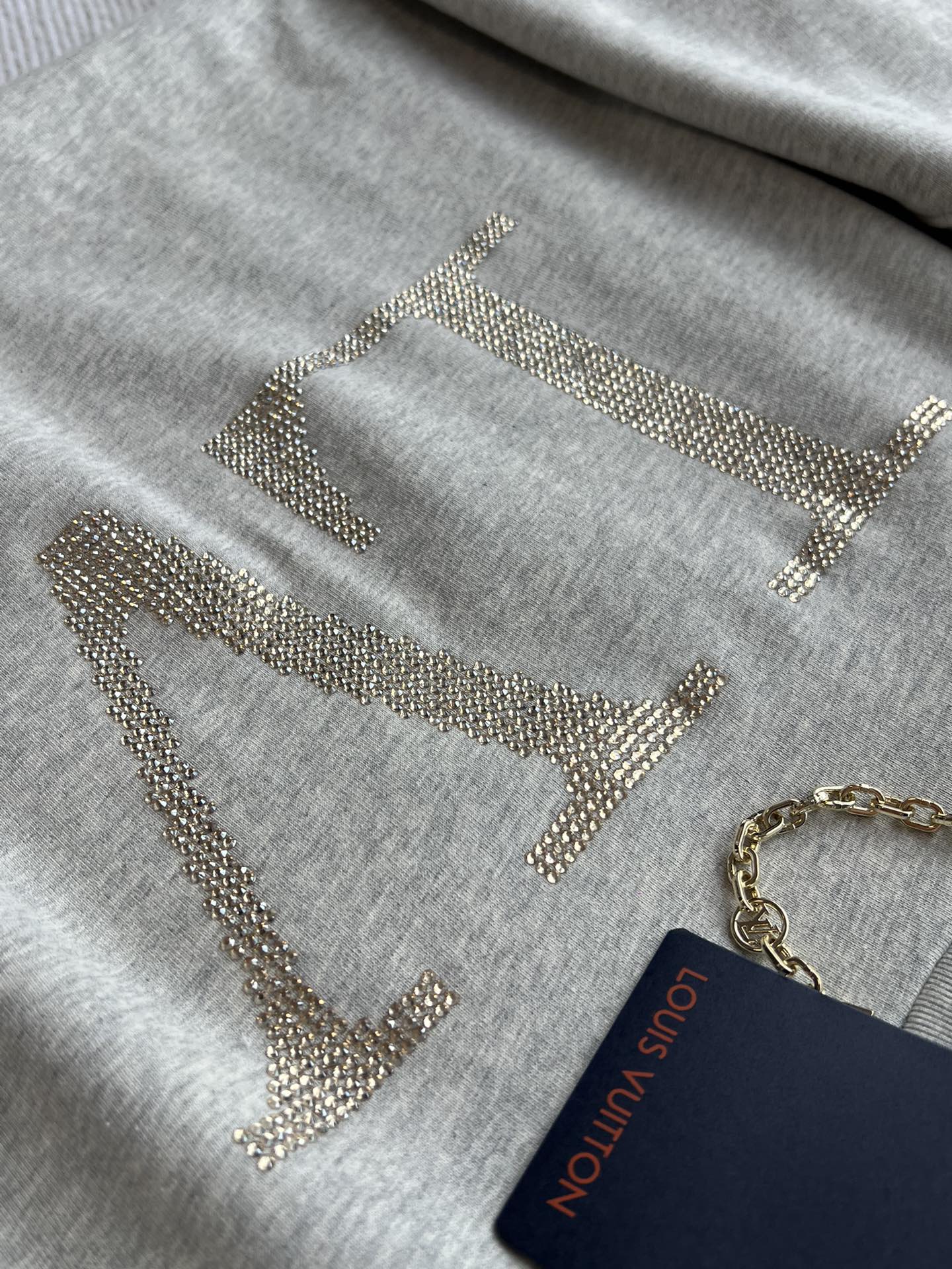 LOUIS VUITTON LONG DIAMOND SWEATSHIRT 275678