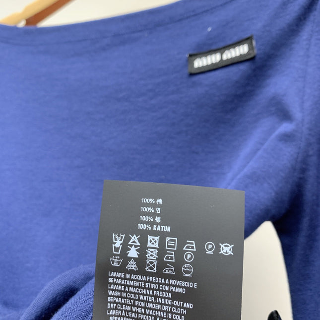 MIUMIU OFF-SHOULDER LOGO T-SHIRT 268133