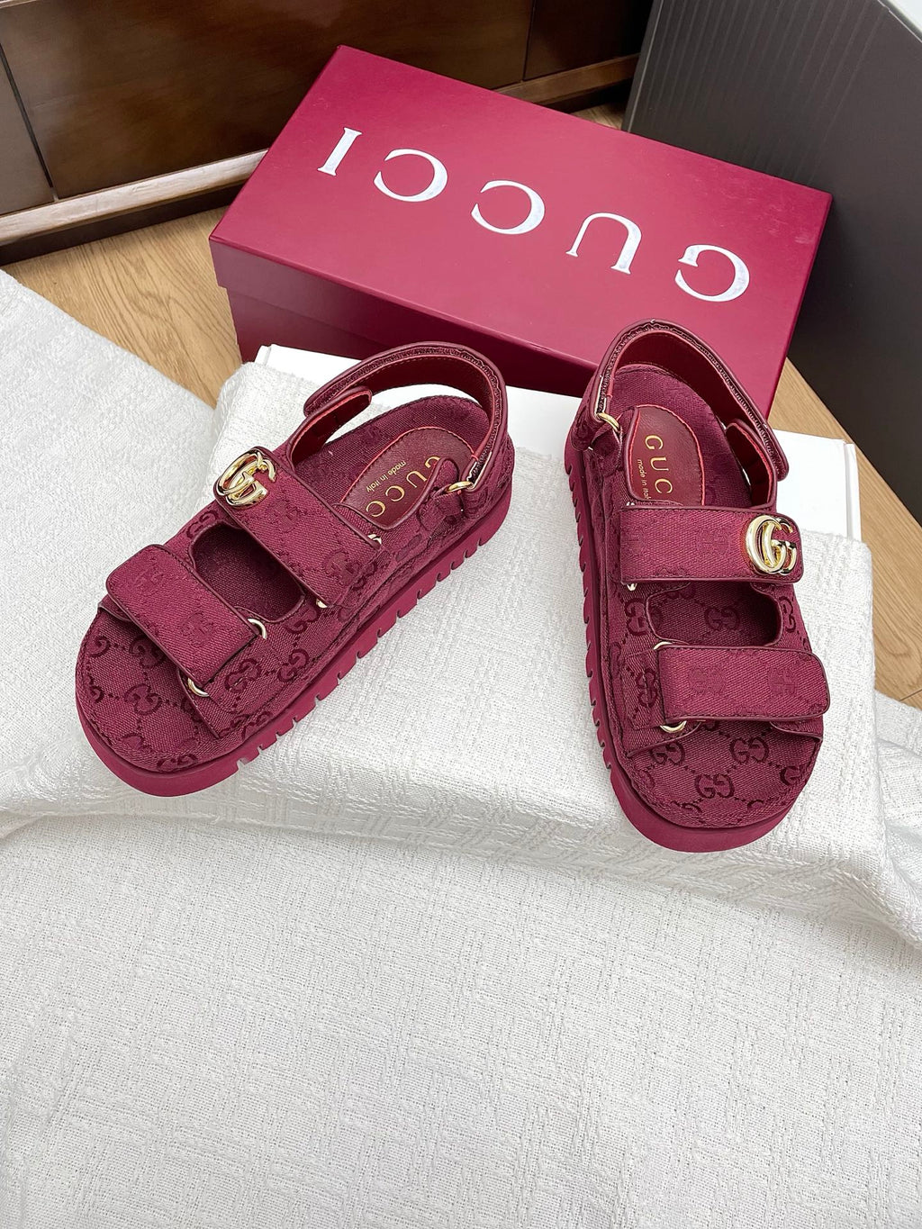 GG CLASSIC SANDALS 25S IN RED FABRIC WITH GOLD HARDWARE