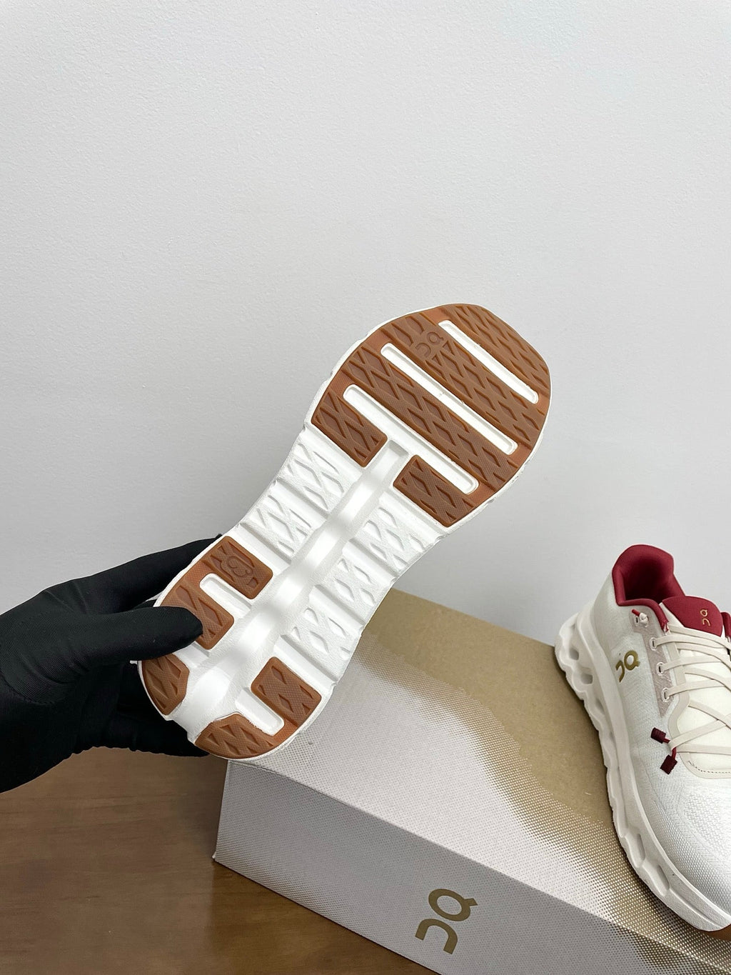 LOEWE 26S CLOUDTILT SNEAKER IN WHITE AND RED RECYCLED POLYESTER