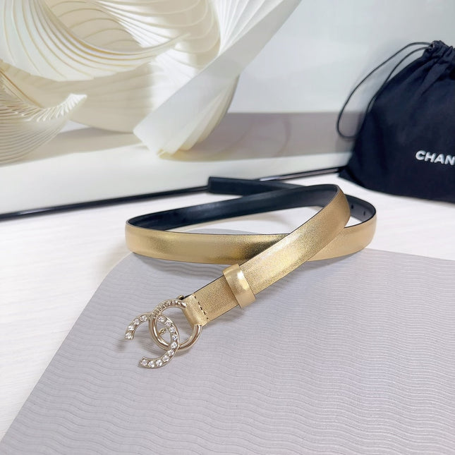 CC BELT 20 MM IN GOLD SMOOTH CALFSKIN GOLD HARDWARE ATTACH RHINSTONE