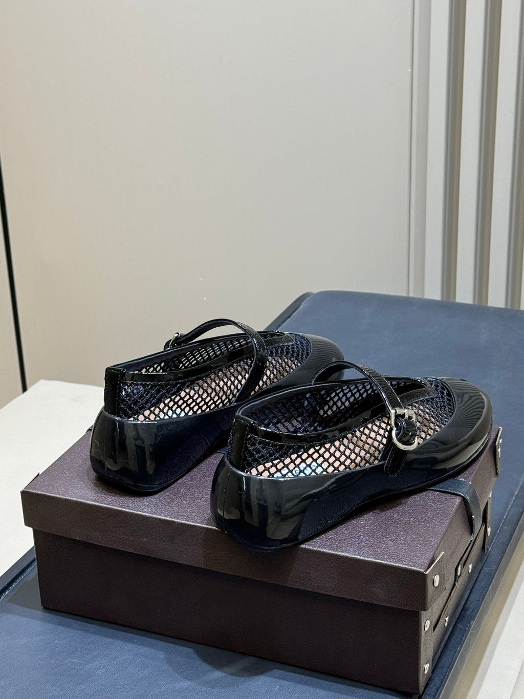 ALAIA 26S MARY JANE BALLET FLATS IN BLACK MESH AND GLOSSY CALFSKIN