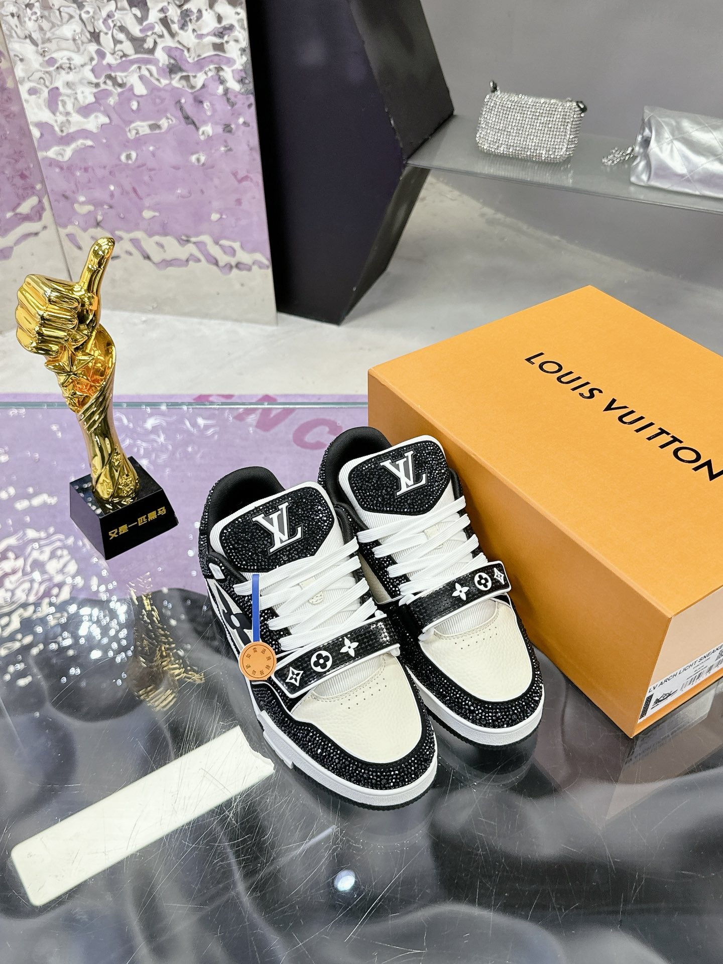 LV 26S TRAINER SNEAKERS IN BLACK WHITE CALFSKIN WITH RHINESTONE