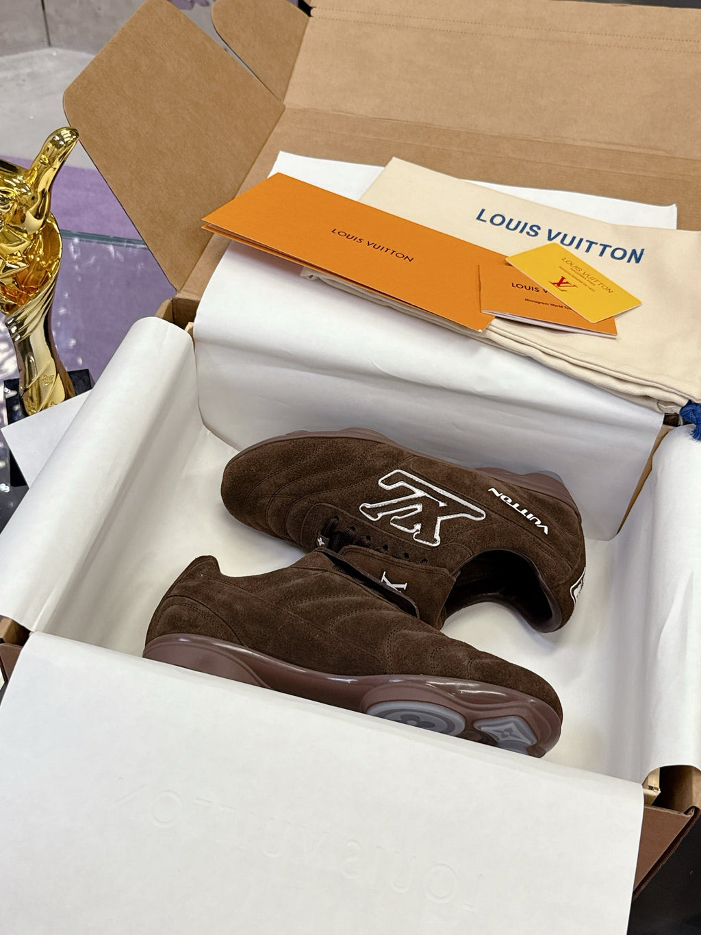 LV 26S FOOTPRINT SOCCER SNEAKERS IN DARK BROWN SUEDE