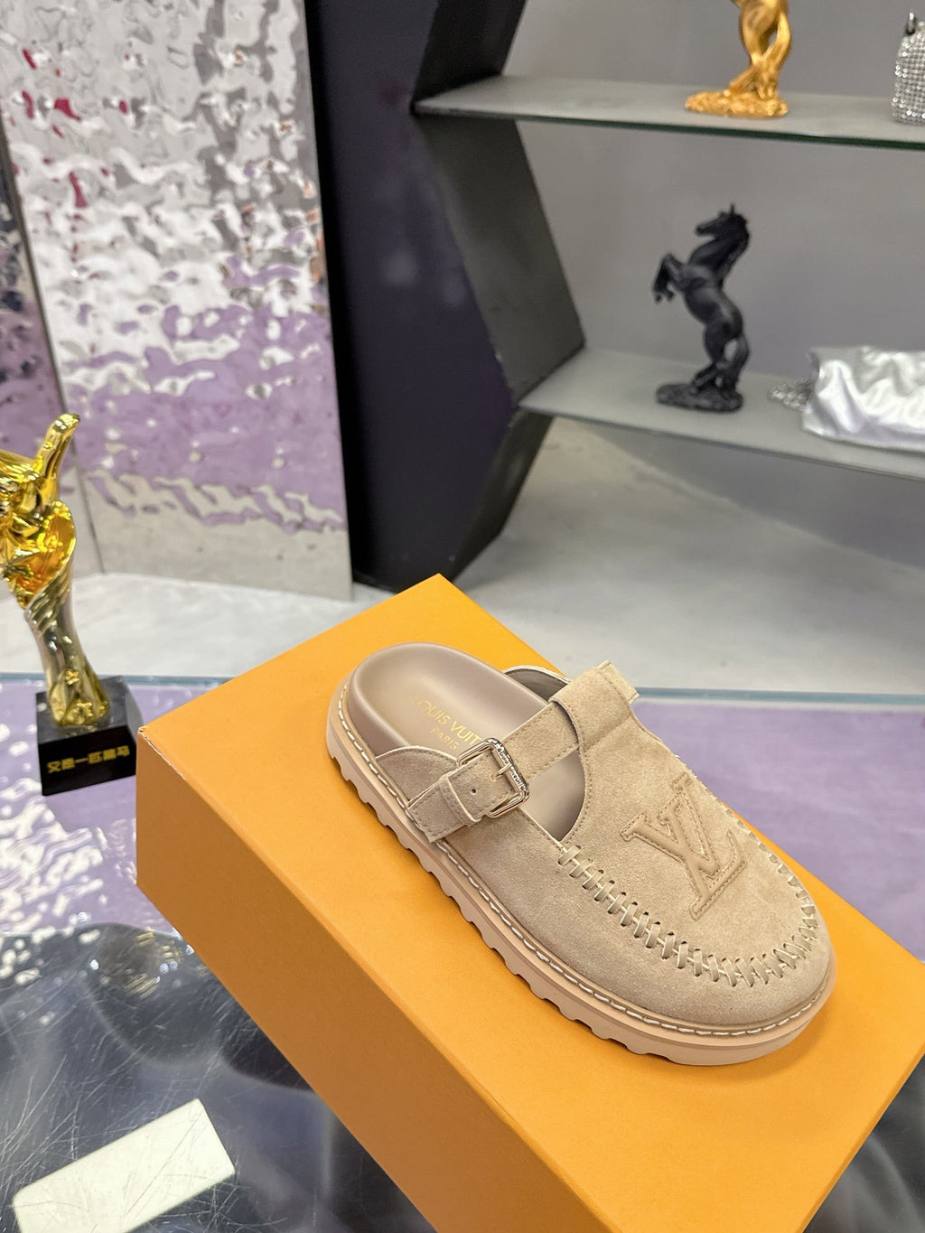 LV 26S MULE SLIDES IN BEIGE SUEDE BUCKLE STRAP