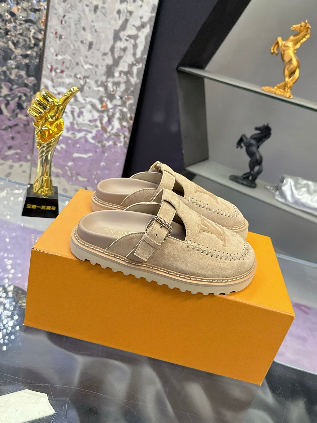 LV 26S MULE SLIDES IN BEIGE SUEDE BUCKLE STRAP