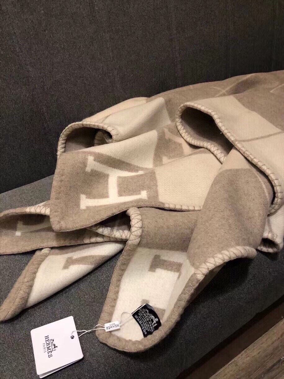 AVALON III THROW BLANKET 175 CM IN KHAKI BROWN WOOL AND CASHMERE 351745