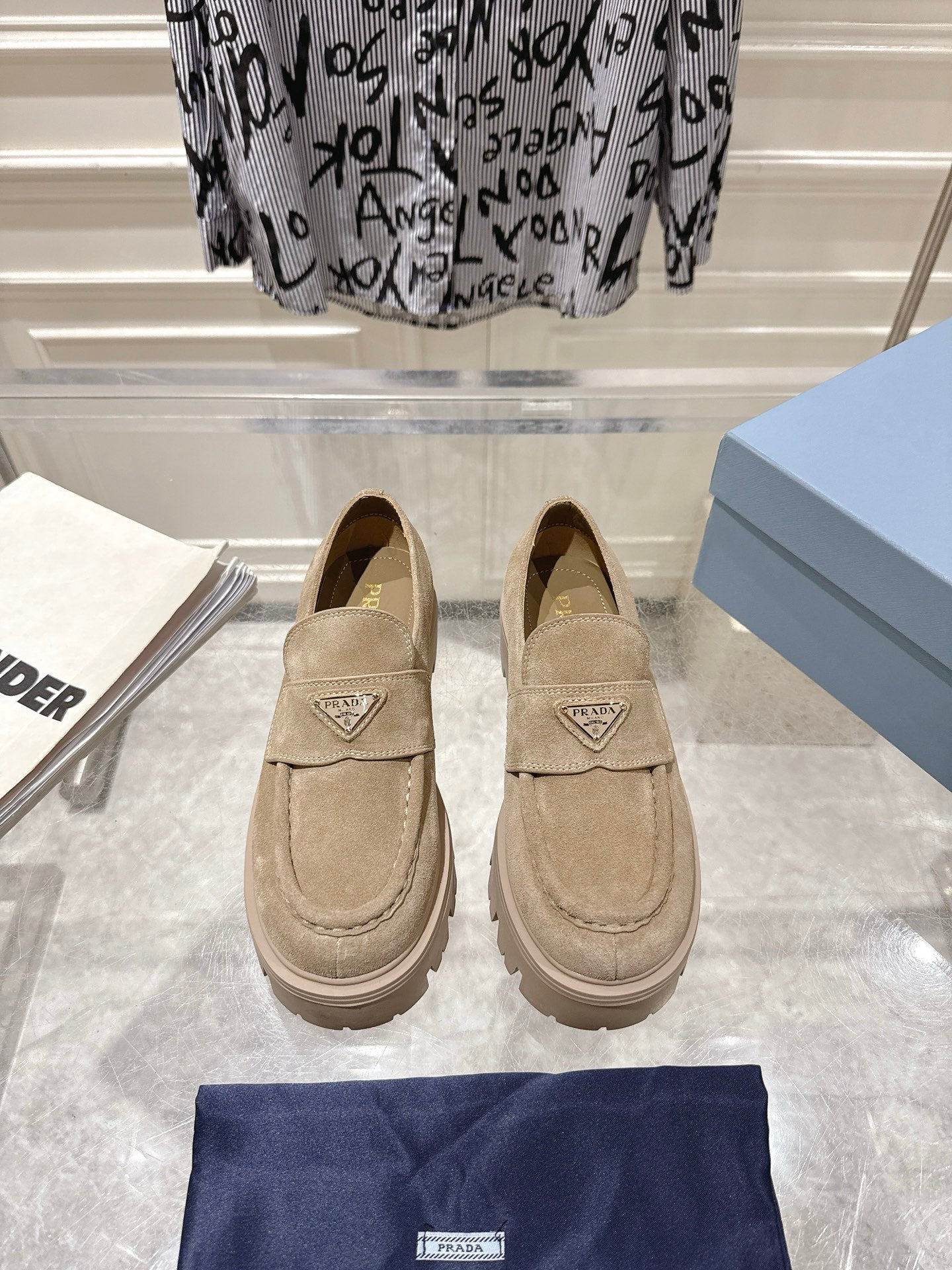 PRADA 26S PLATFORM LOAFERS 45MM IN BEIGE SUEDE