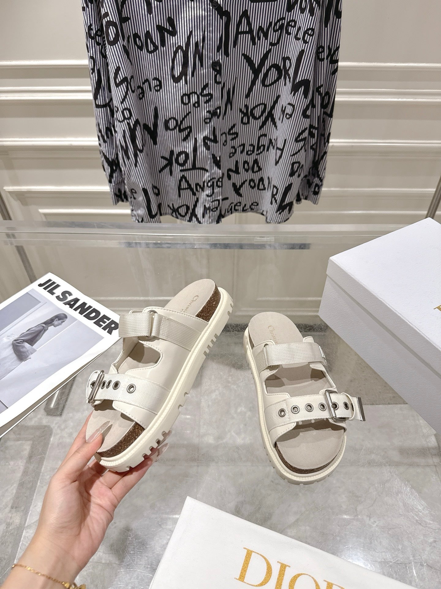 DIOR 26S SLIDES IN OFF WHITE CANVAS