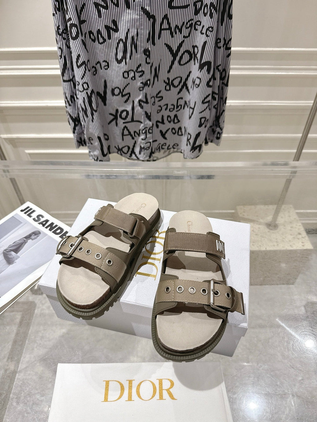 DIOR 26S SLIDES IN KHAKI CANVAS