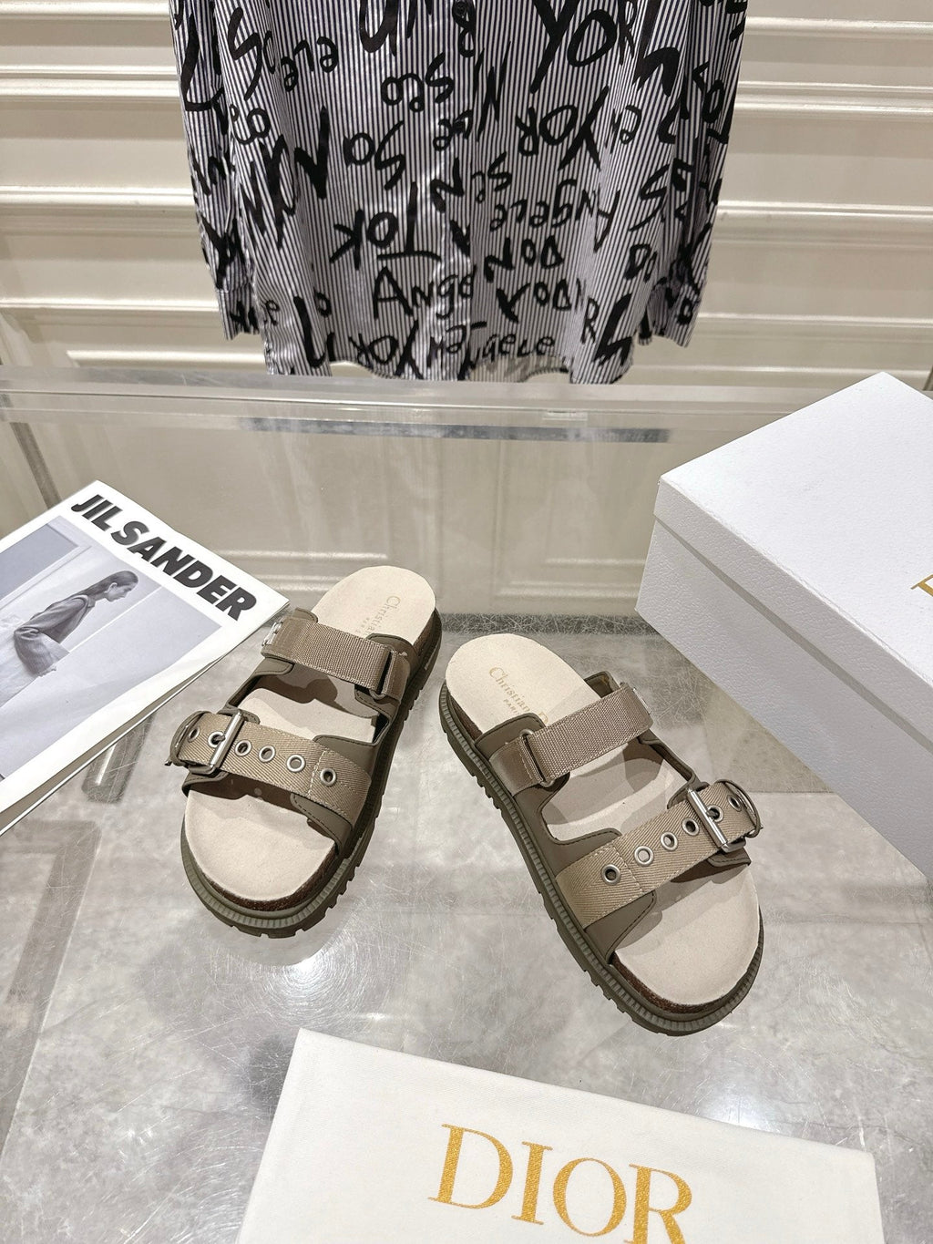 DIOR 26S SLIDES IN KHAKI CANVAS