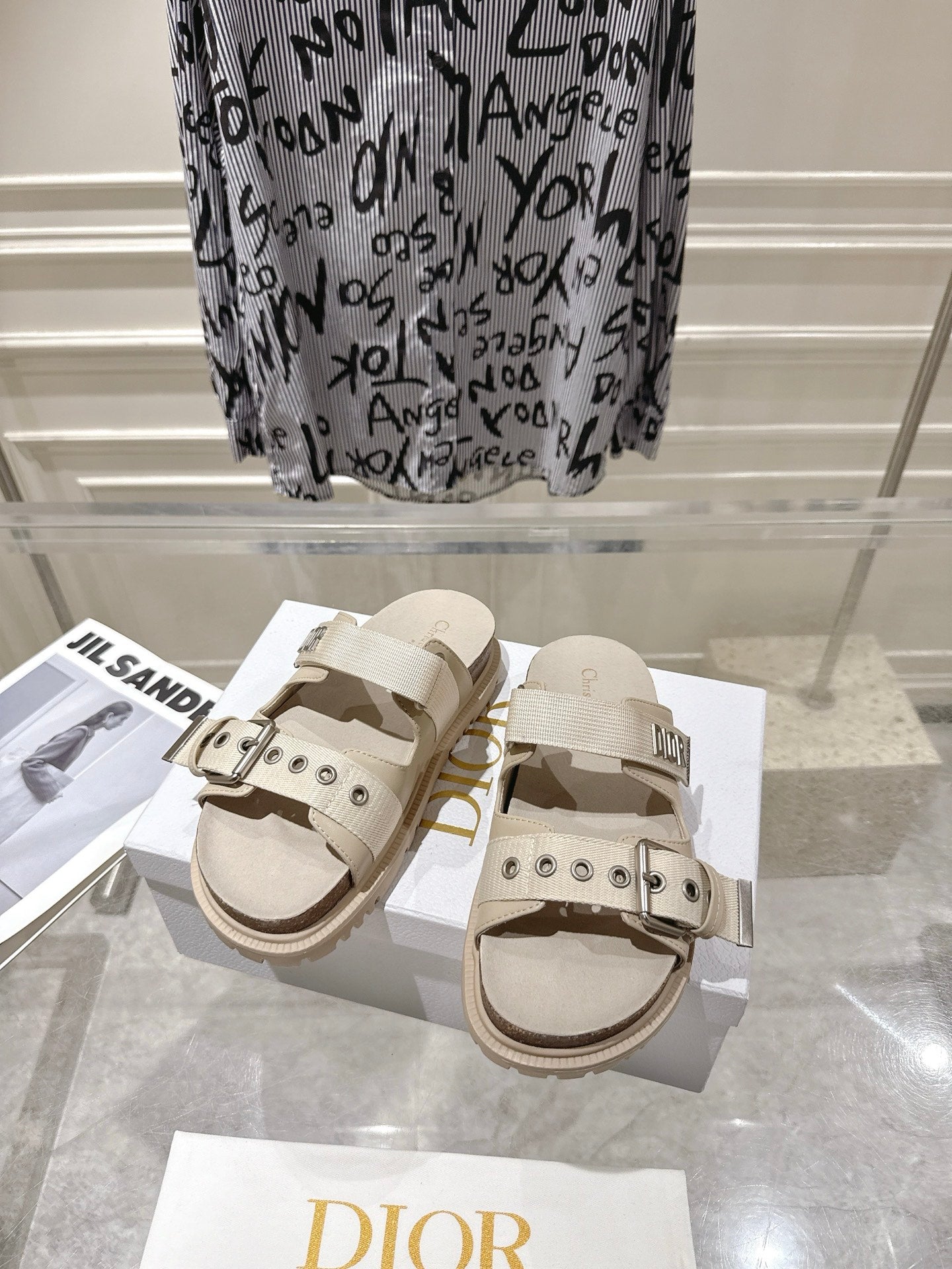 DIOR 26S SLIDES IN BEIGE CANVAS