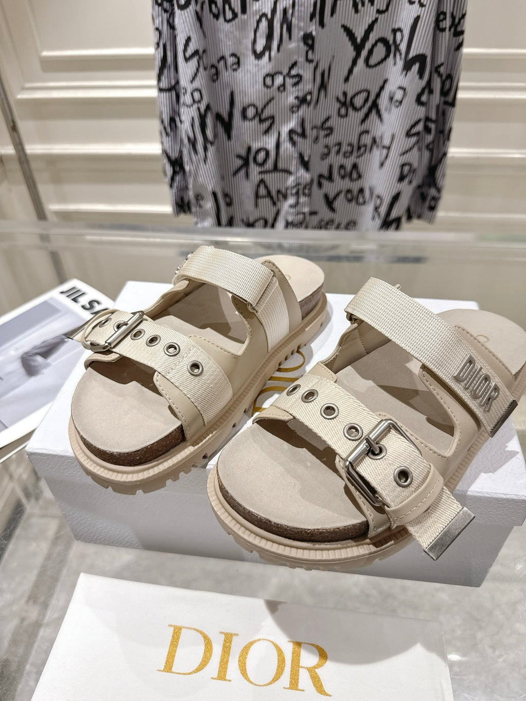 DIOR 26S SLIDES IN BEIGE CANVAS