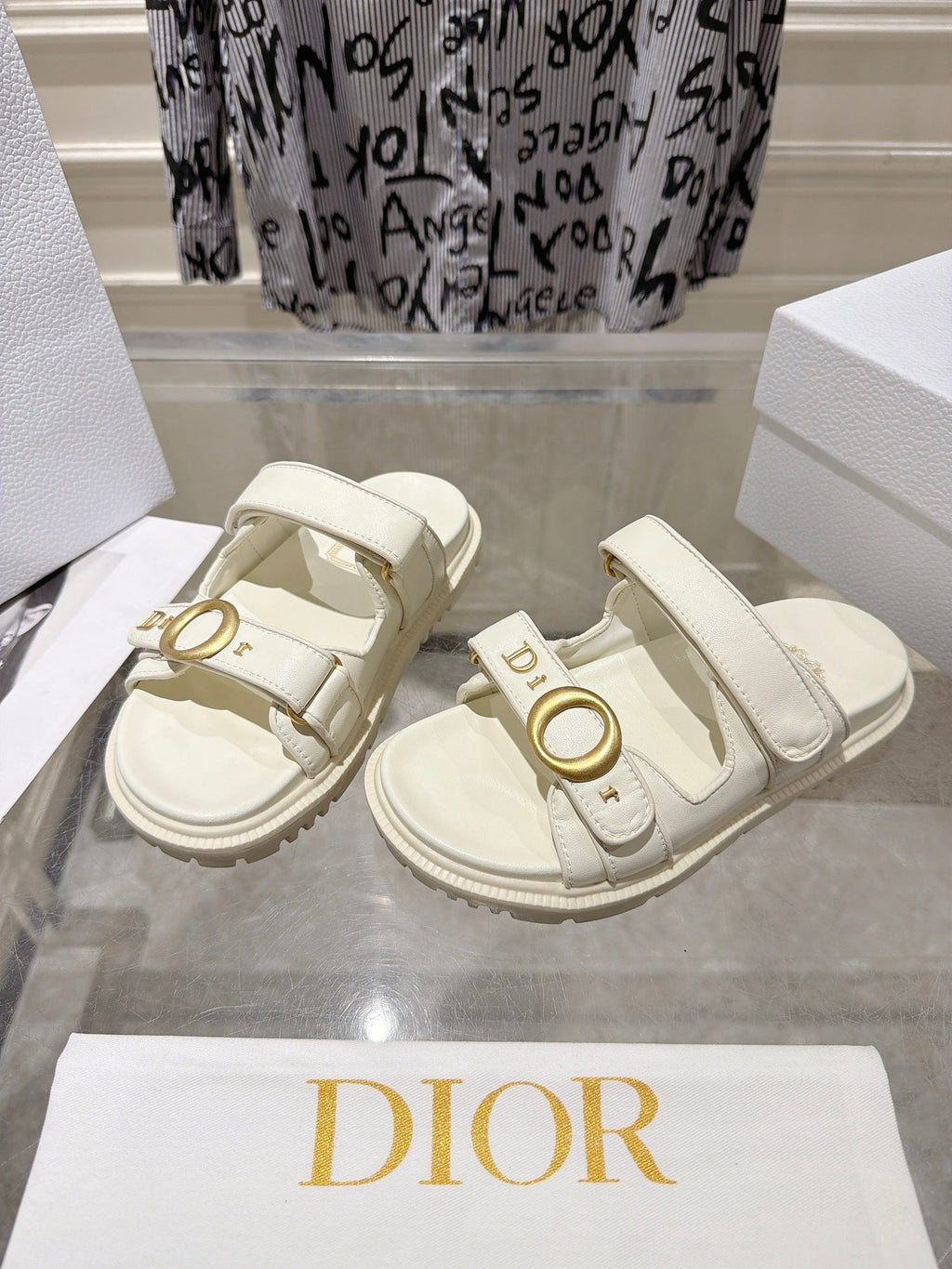 DIOR 26S SANDALS IN OFF WHITE CALFSKIN