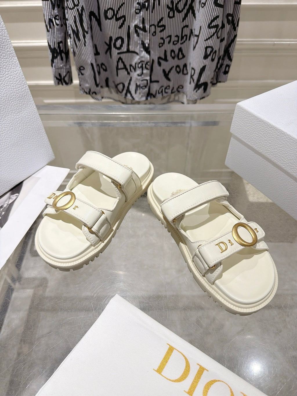 DIOR 26S SANDALS IN OFF WHITE CALFSKIN