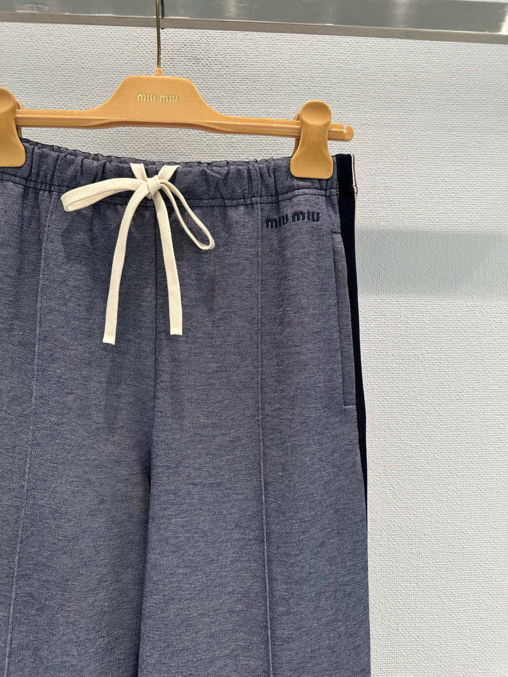 MIUMIU STRAIGHT-LEG PANTS STYLE 556