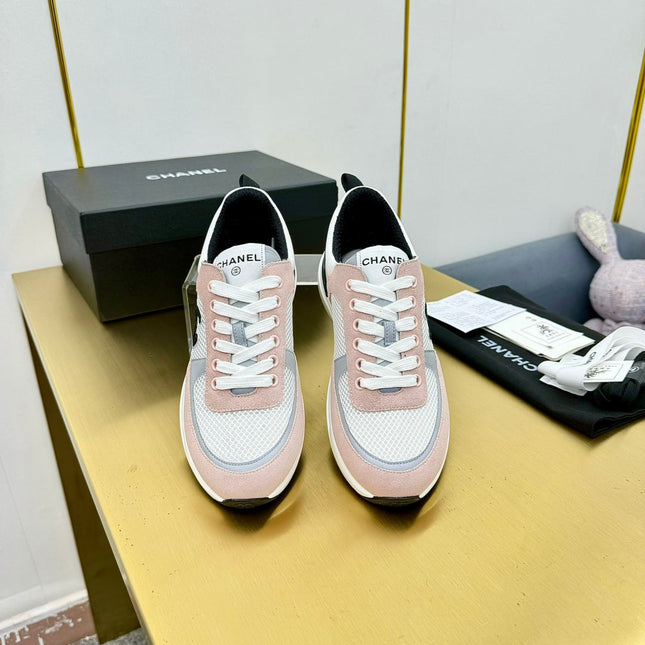 CLASSIC TRAINER IN LIGHT PINK MERCERIZED VELVET