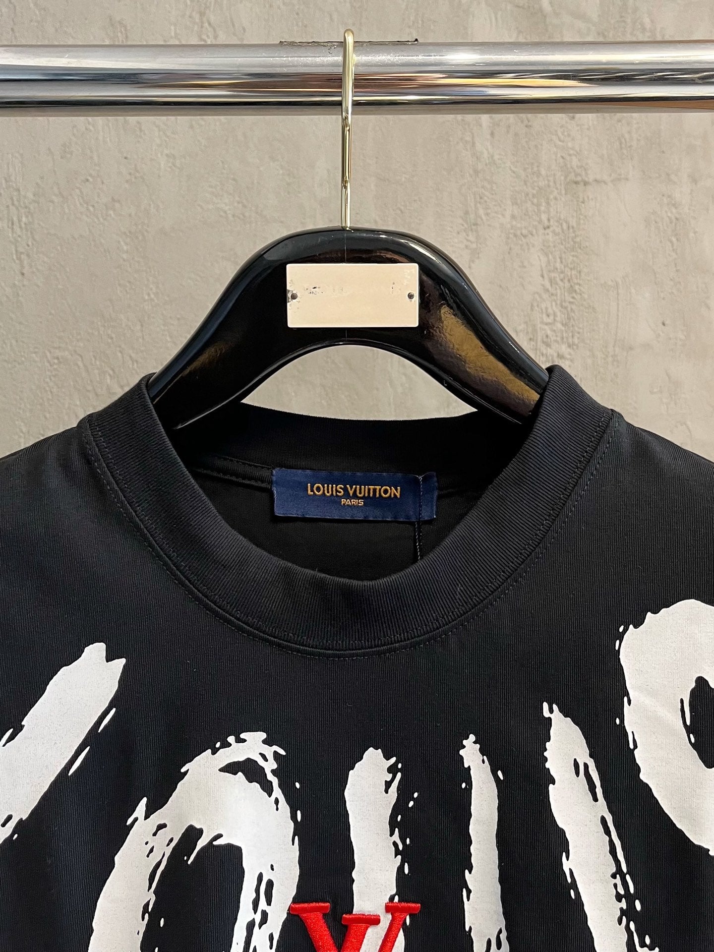 LV T-SHIRT IN BLACK COTTON 238860