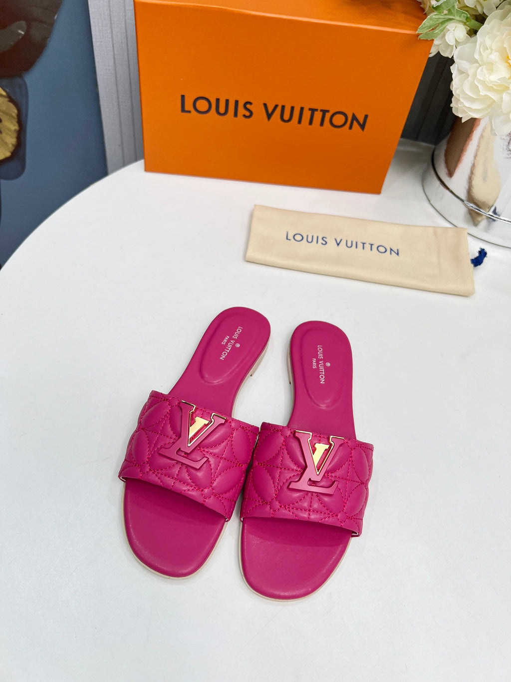 LV 26S MARE FLAT MULES IN PINK CALFSKIN