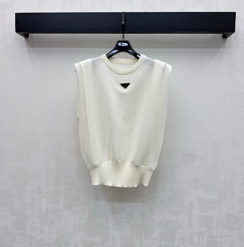 PRADA 26S SLEEVELESS SWEATER STYLE 921