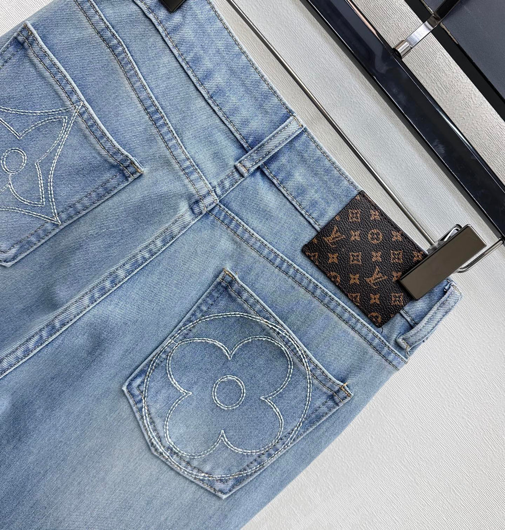 LV 26S FLARED DENIM JEANS STYLE 234