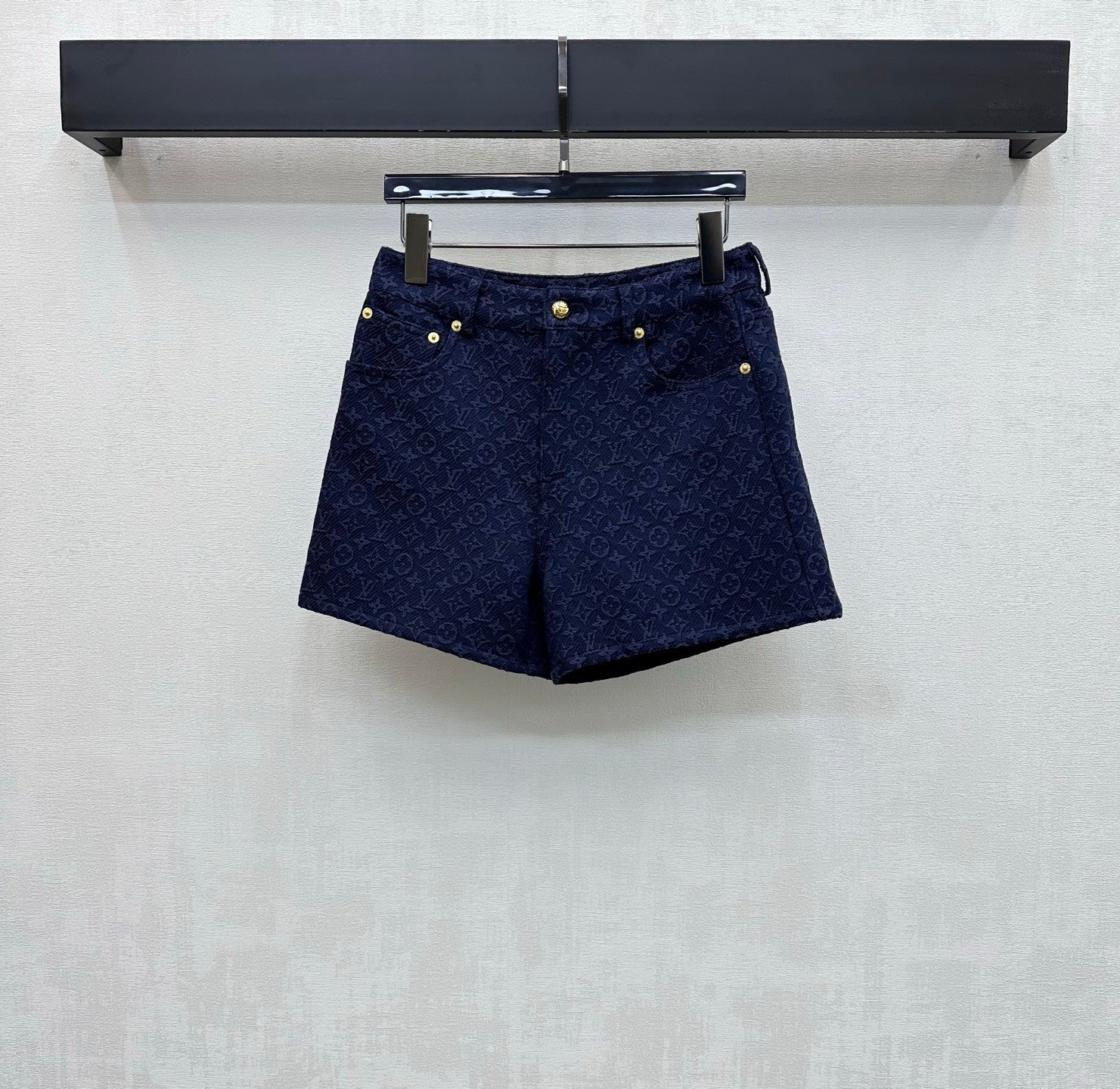 LV 26S SHORTS STYLE 221